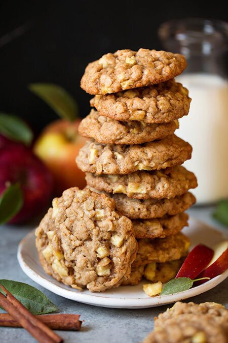 چگونه در منزل کوکی سیب و دارچین درست کنم؟