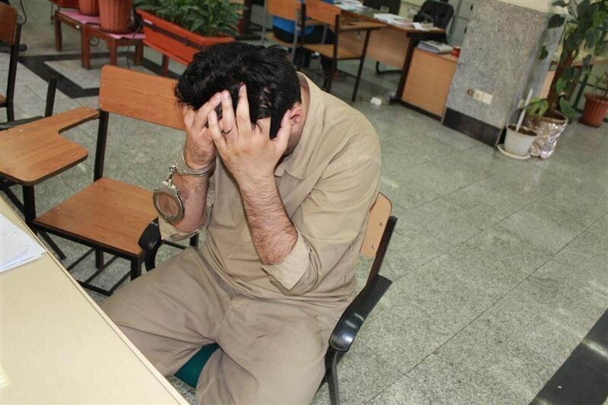مأمور قلابی اداره آب بعد از آزار و اذیت زنان طلاهایشان را سرقت می‌کرد!