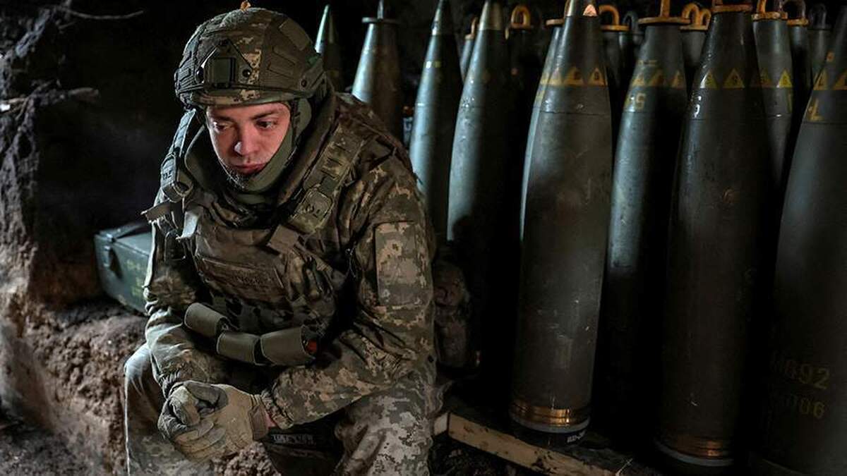 بلومبرگ از تغییر موضع زلنسکی در مورد حل و فصل مناقشه اوکراین خبر داد
