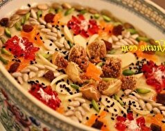 این آش بی نظیر خشکبار را برای دورهمی‌ها آماده کنید