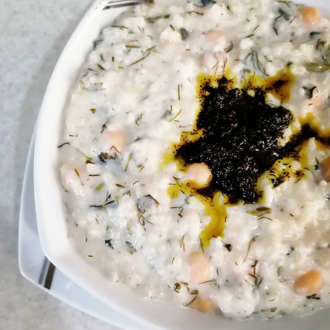 طرز تهیه آش ماست به روش شیرازی‌ها و اصفهانی‌ها