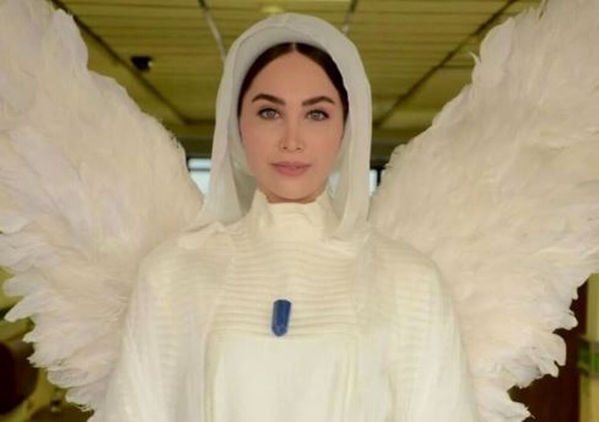 نگاه معنا دار بهزاد خلج و تینا یلان به یک دیگر در یک مراسم!