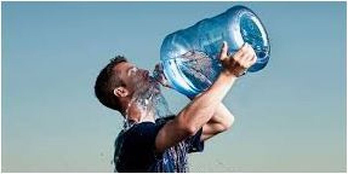 نوشیدن آب چه تاثیری بر هیدراته شدن پوست دارد؟