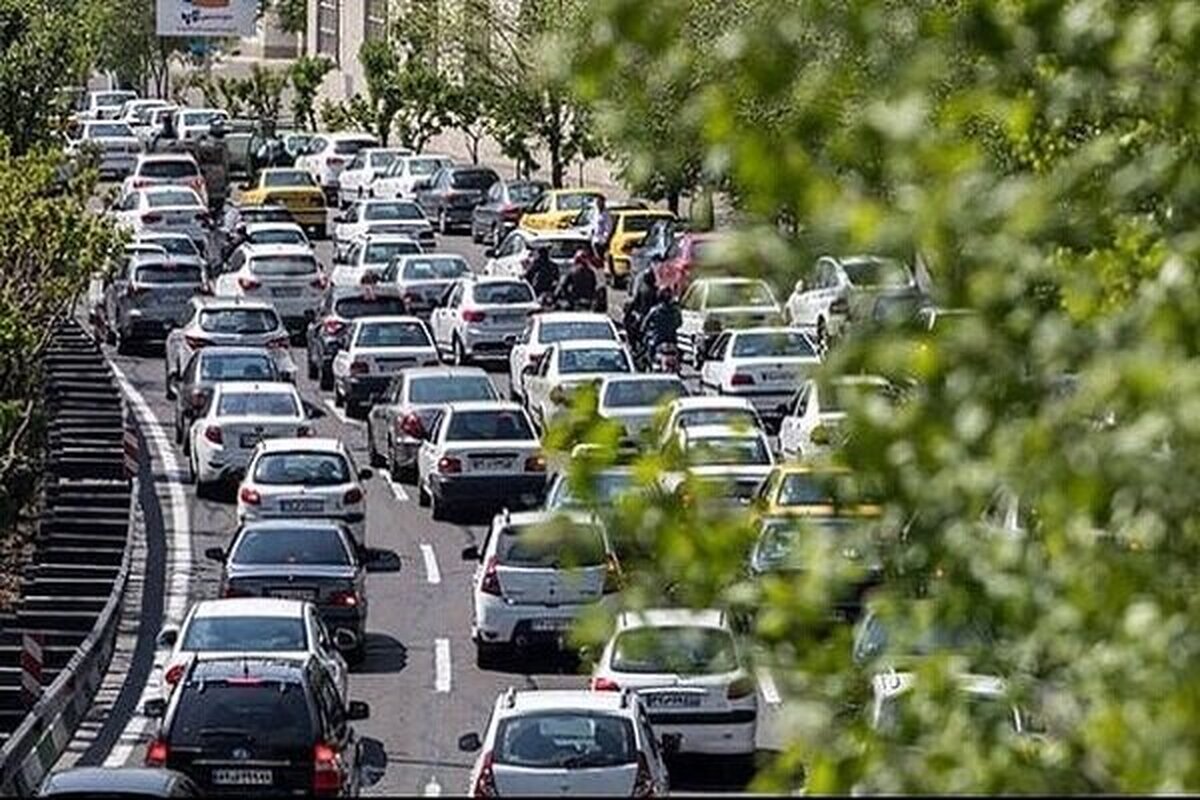 ترافیک پرحجم و وحشتناک معابر و بزرگراه‌های تهران