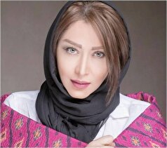 سلفی بامزه سارا منجزی پور از زیر پتو! /خانم بازیگر سر صبحی چه انرژیی داره!