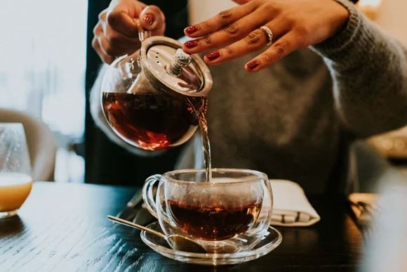 بعد از غذا چای ننوشید!