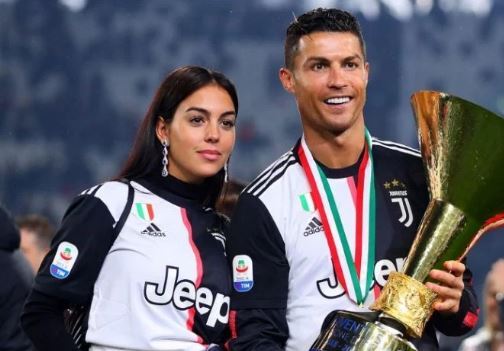 چرا رونالدو بعد از ۱۰ سال از جورجینا خواستگاری کرد؟