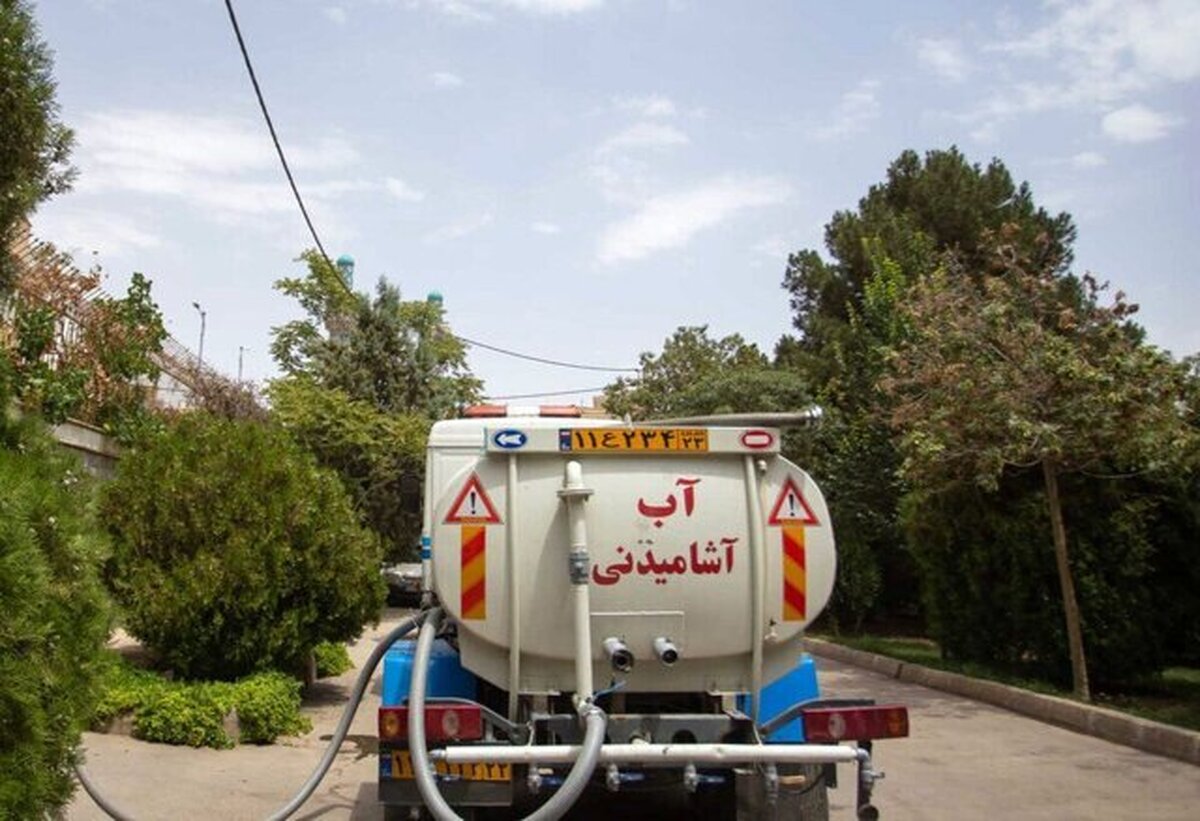 پیگیری مشکل کم‌آبی حاشیه شهر کرمان در دیدار با وزیر نیرو