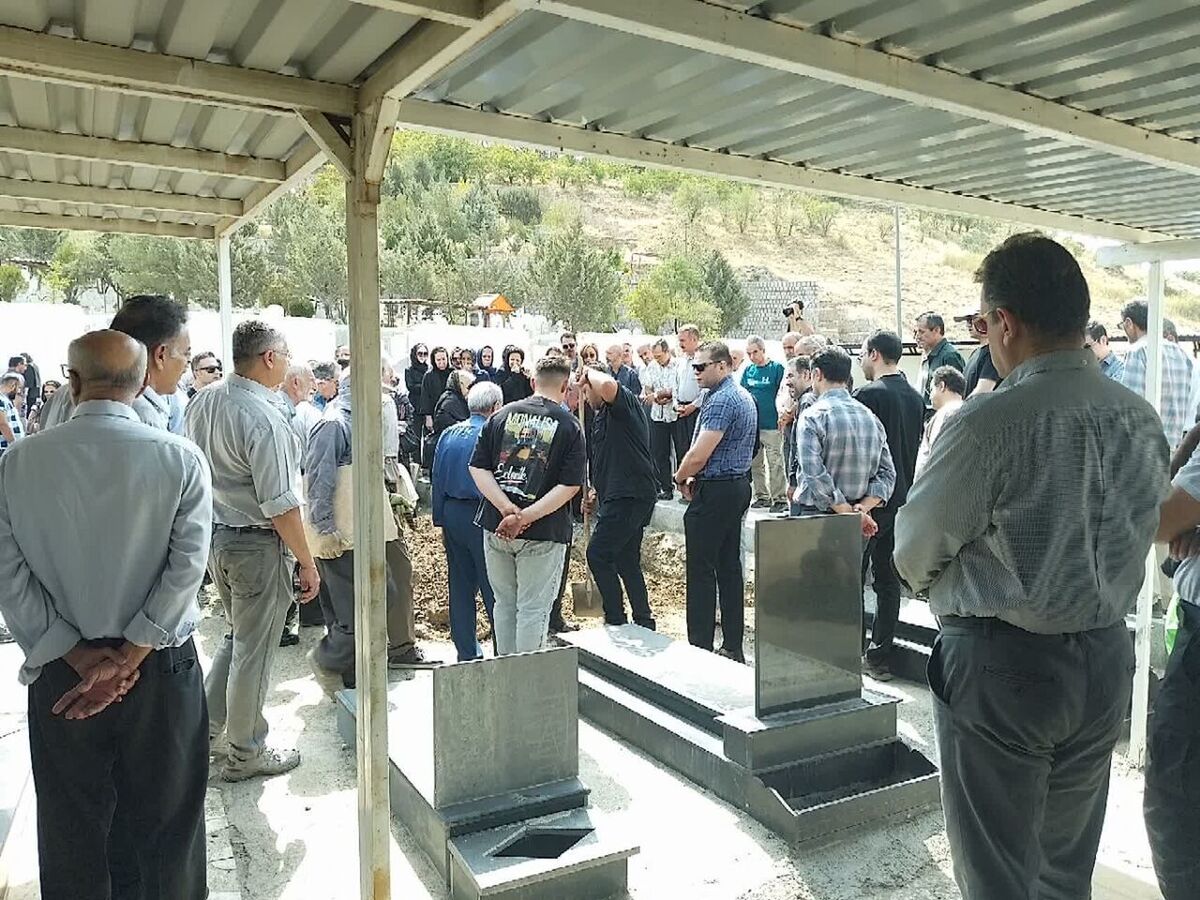 پیکر هنرمند کردستانی در سنندج به خاک سپرده شد