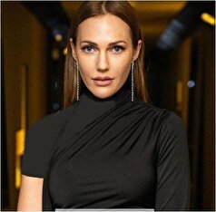 لبخند پر از اعتماد به نفس مریم اوزرلی، وقتی ژن زیبایی آلمانی و ترکیه رو با هم داری+عکس