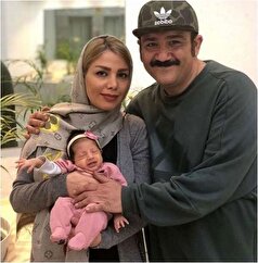 تولد مهران غفوریان و کیک تم مردونه که هانای شیطون شمع رو فوت میکنه/ فقط نگاه مهران غفوریان