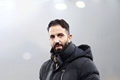 آموریم در پاسخ به اینکه آیا منچستریونایتد برای قهرمانی خواهد جنگید یا خیر، گفت: «ما باید واقع‌بین باشیم.»