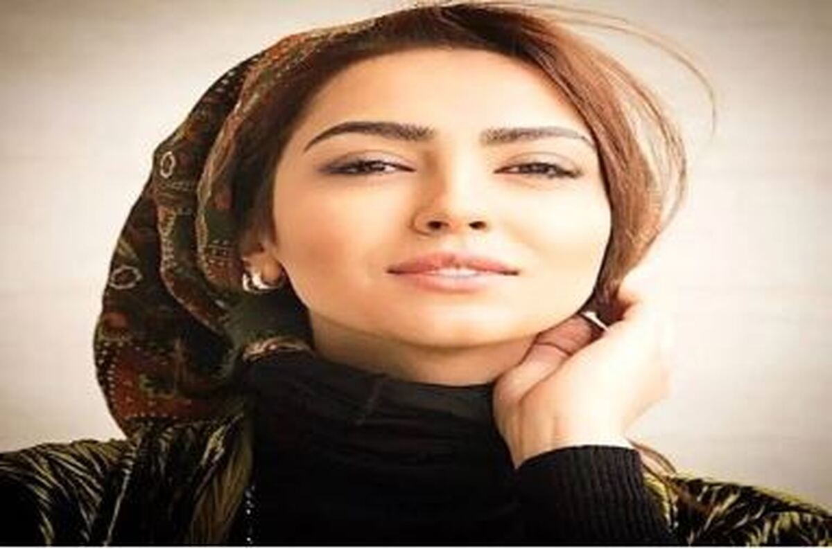 سه نسل در یک قاب/مونا کرمی از مادر و فرزندش رونمایی کرد! +عکس