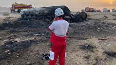فوت ۲ نفر بر اثر آتش‌سوزی نفتکش در جاده لار- بندرعباس