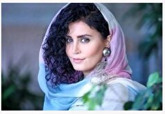الناز شاکردوست با مو‌های پریشان در باغ گل! +عکس