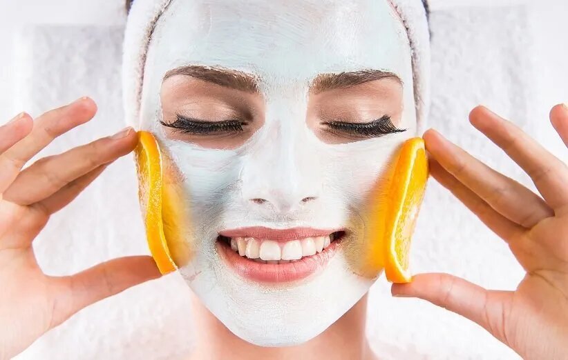 کم عارضه‌ترین و کم هزینه‌ترین راه‌ها برای آفتاب سوختگی و جوان سازی پوست در منزل