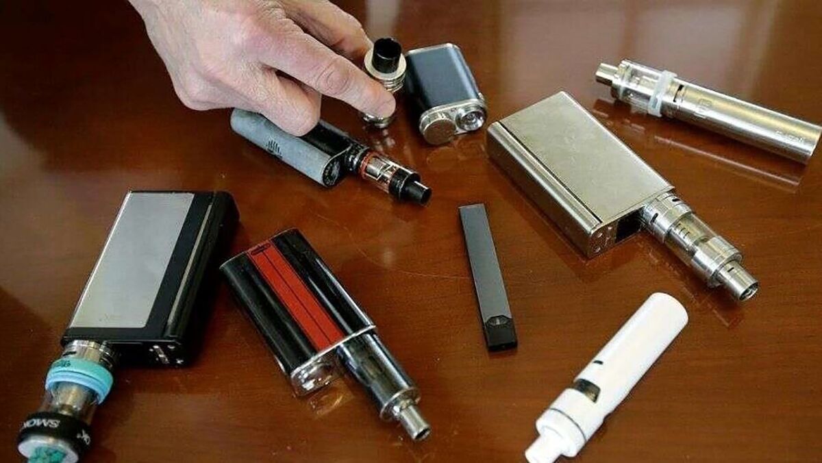 سیگار‌های الکترونیکی جایگزین مناسبی برای سیگار نیستند!