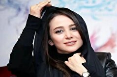 فیگور گرفتن الناز حبیبی با مربی مردش جنجالی شد