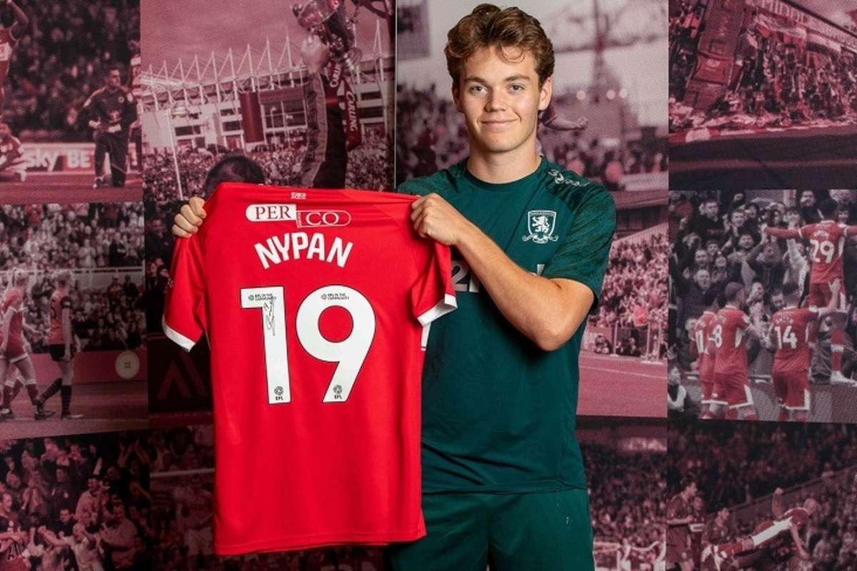 هافبک منچسترسیتی به صورت قرضی به میدلزبورو پیوست