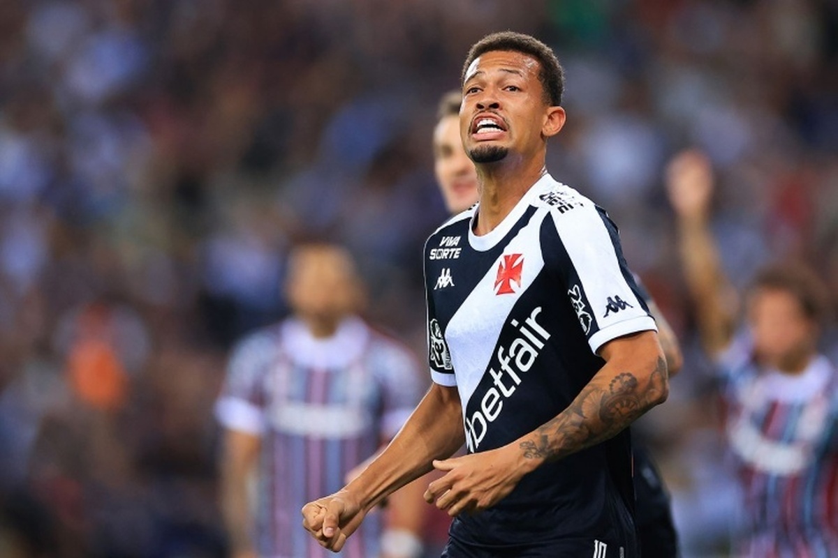 کاساگرانده: انتقال کامل ژائو ویکتور مدافع واسکودوگاما به زسکا