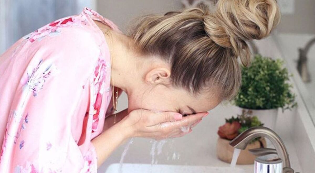 چرا تعداد دفعات شستن صورت در طول روز مهم است؟