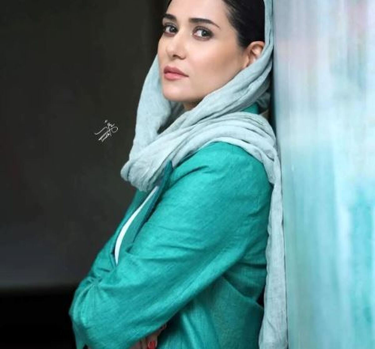 استایل ترندی پریناز ایزدیار با یک رنگ خاص و چشمگیر! +عکس