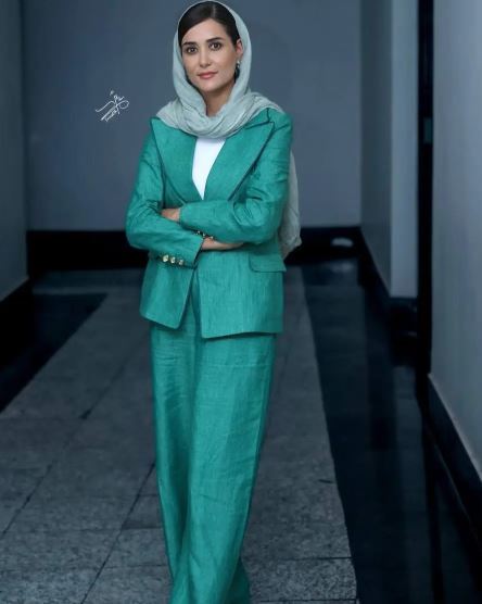 استایل ترندی پریناز ایزدیار با یک رنگ خاص و چشمگیر! +عکس
