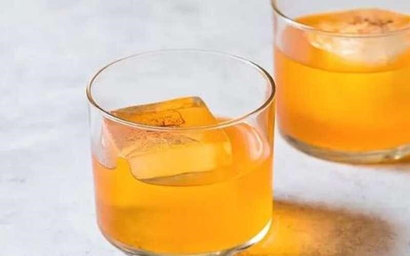شربت زعفران خانگی جایگزین عالی برای نوشیدنی‌های صنعتی/طرز تهیه+مواد لازم