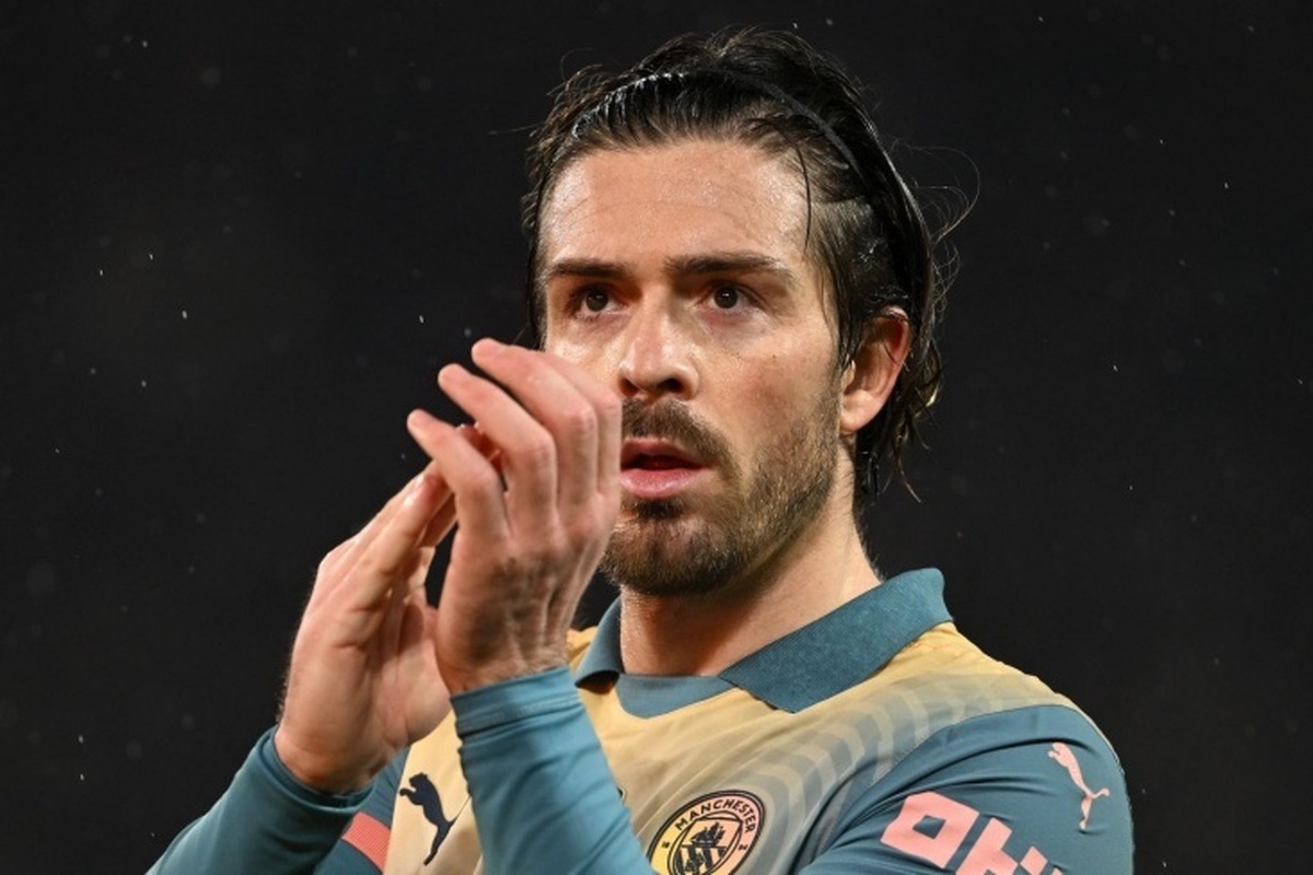 جک گریلیش، هافبک منچسترسیتی، به ناپولی رسید
