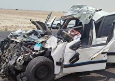 تصادف مرگبار پژو و سمند با ۲ فوتی و ۳ مصدوم در جاده فیروزآباد