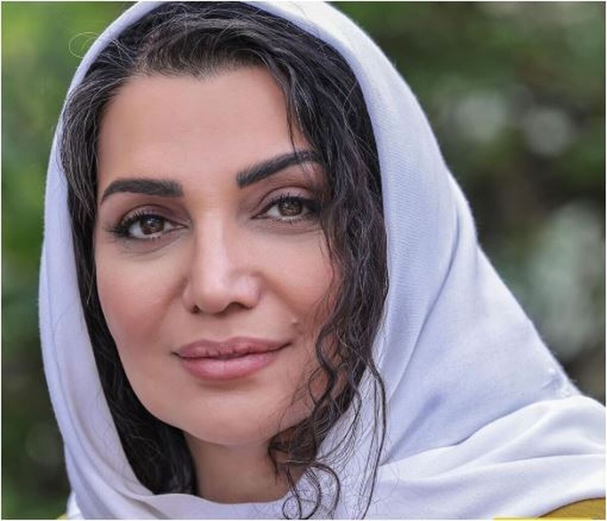 سلفی‌های نامتعارف الهام پاوه نژاد با میکاپ غلیظ و تو چشمش خبرساز شد!