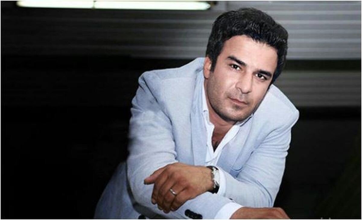 تیپ نوستالژی یوسف تیموری در پشت صحنه فیلم تک خال/ما که اون موقع نبودیم ولی میگن یادش بخیر