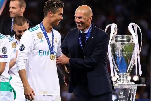 اعتراف جنجالی زینالدین زیدان به برتری یک بازیکن نسبت به خودش! اعتراف جنجالی زینالدین زیدان به برتری یک بازیکن نسبت به خودش!