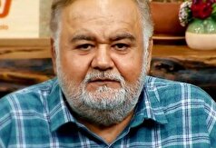 نمایی از عاشقانه‌های خانواده اکبر عبدی در یک کافه!