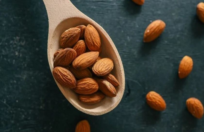 دو مشت بادام، جایگزینی مناسب به جای مکمل‌های گران و آسیب زا