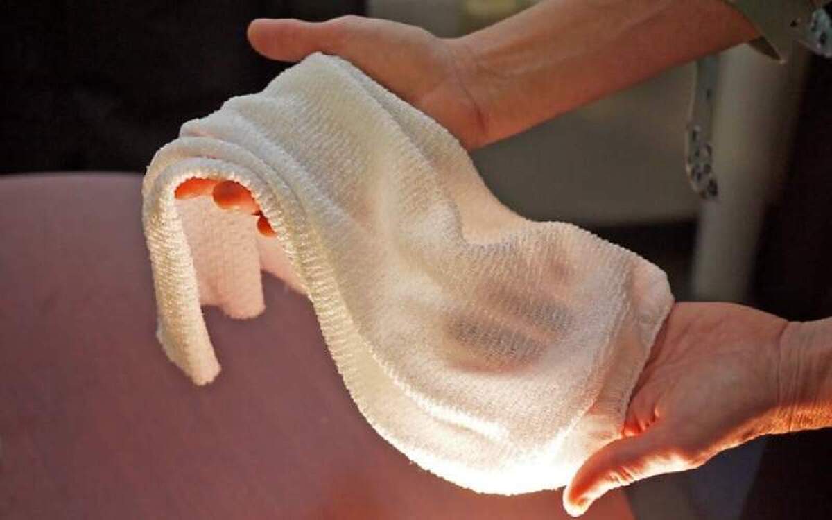 پارچه سه‌بعدی که با دمای بدن کاربر تنظیم میشود!