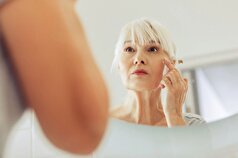 شش نشانه پیری بیولوژیکی و روش‌های مقابله با آنها