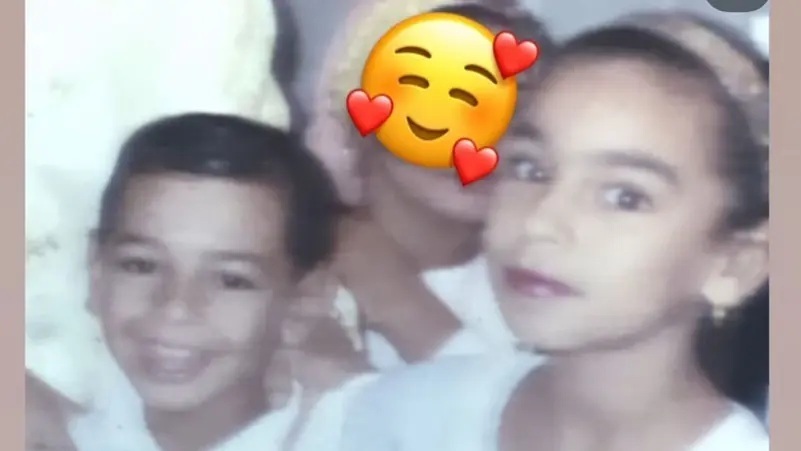 در عکسی نادر و پیامی هیجان‌انگیز، خواهر محمد صلاح درباره برنده شدن جایزه بازیکن سال PFA توسط او اظهار نظر کرد