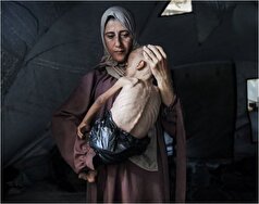 تصویر وایرال شده از یک کودک گرسنه در غزه