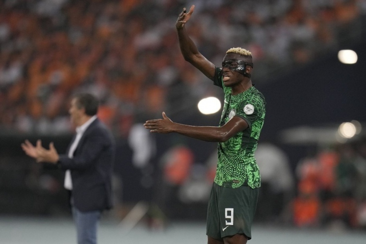 رومانو: گالاتاسرای و ناپولی به توافق با ویکتور اوسیمن نزدیک شده‌اند