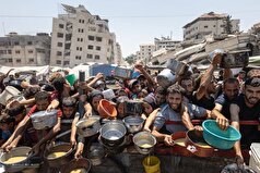 معطلی چند هزار کامیون در مرز مصر و اردن برای ارسال مواد غذایی به غزه