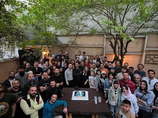 جشن صمیمانه عوامل تاسیان بعد از اتمام سریال