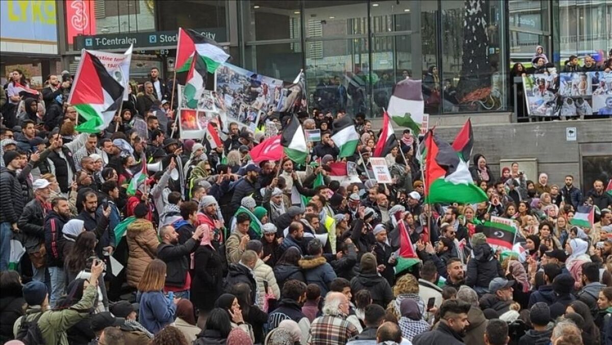 اعتراض صد‌ها نفر در سوئد به سکوت این کشور در مقابل نسل‌کشی اسرائیل در غزه