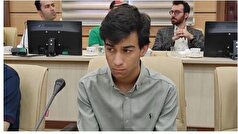 تشویق برنده مدال طلای المپیاد توسط رئیس جمهور