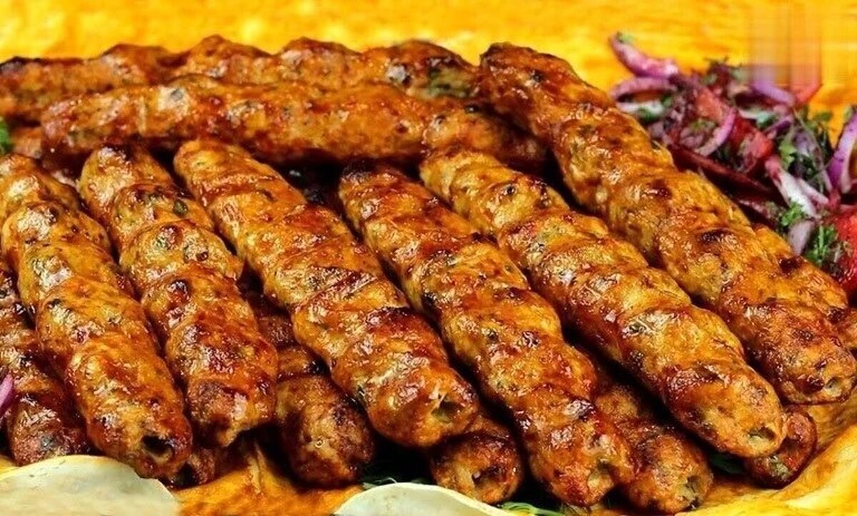 کباب تابه‌ای با گوشت بوقلمون یک جایگزین عالی برای کباب کوبیده