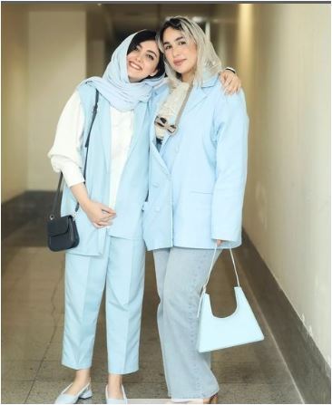 قابی از دوست صمیمی زیبا کرمعلی که سلیقه مشابهی در انتخاب لباس دارند+عکس