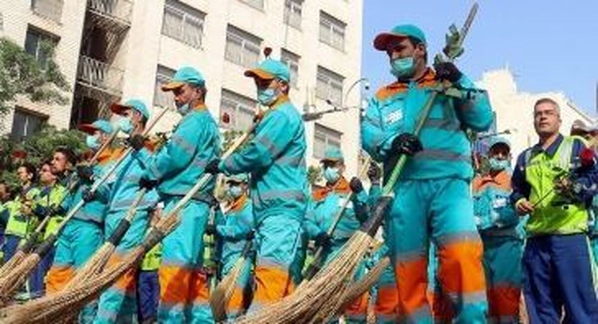 خدمت‌رسانی ۳ شیفته نیرو‌های شهرداری مشهد به زائران در نجف