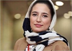 مانتوی ساده نگار جواهریان با سر آستین سنتی کار شده /سادگی همیشه زیباست