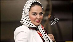 دلبری بهاره رهنما با گل‌های طبیعی روی لباسش/دلبرا بنده نوازیت که آموخت بگو