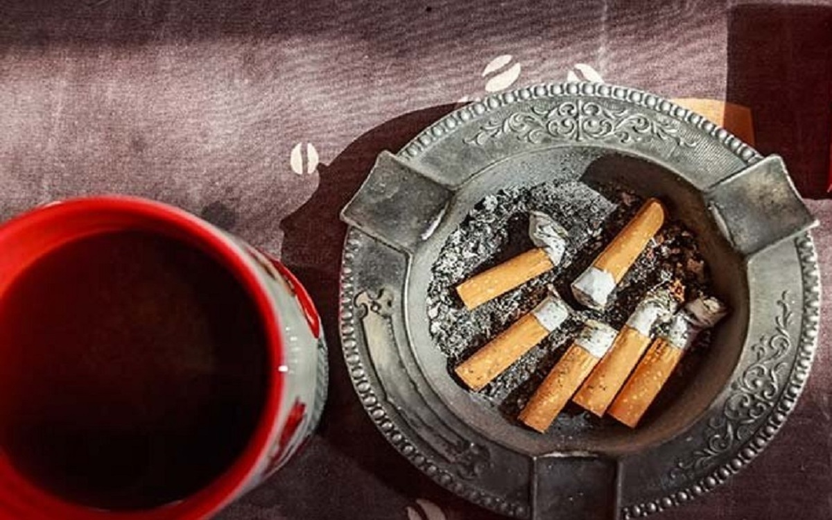 نوشیدن چای بسیار داغ در کنار سیگار این فاجعه را در پی دارد!